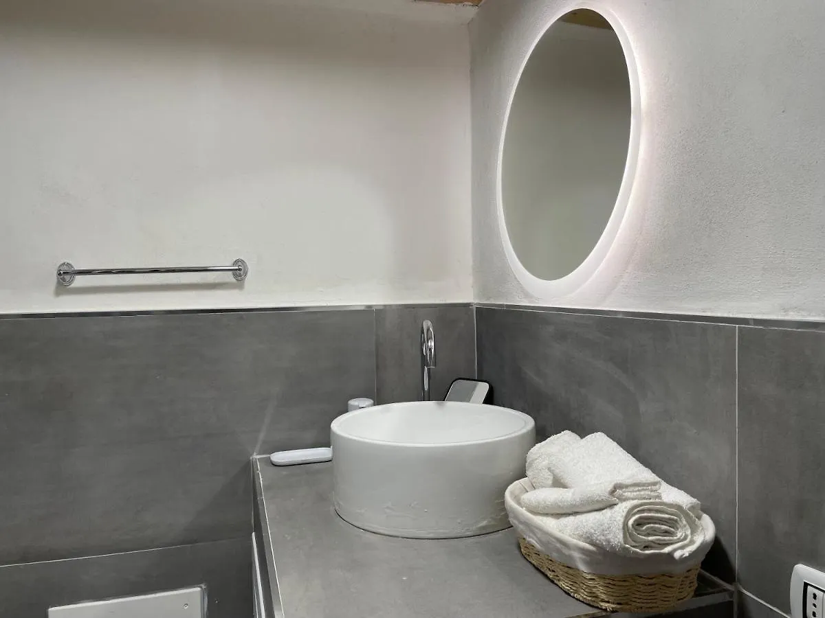 Corrieri Little Apartment Palermo 0*,  Italia